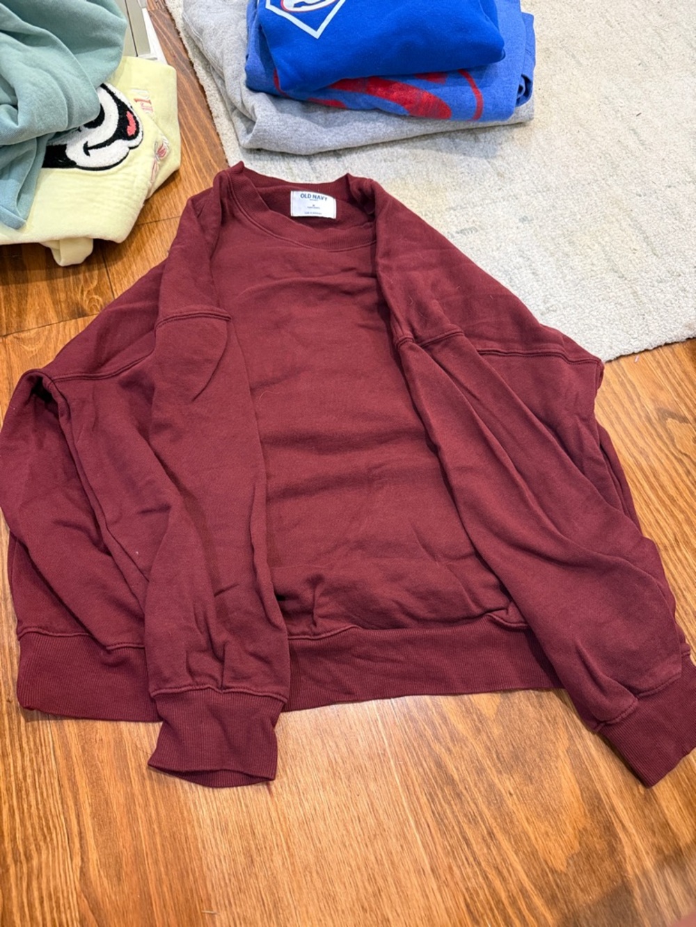 Old Navy Men's Crewneck Sweater - Maroon